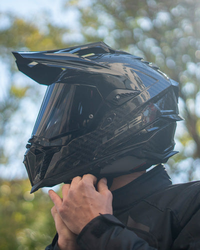 ls2 explorer carbon helmet Helmets Adventure (Focus Blue White Red It offers maximum safety and lightness thanks to its 6K carbon fiber shell MX701 Explorer LS2 Helmets